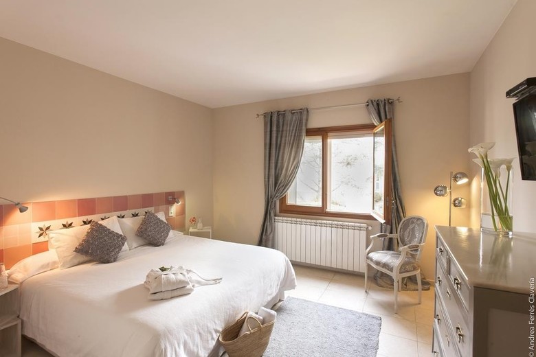 Hostal Montjuic Bed & Breakfast