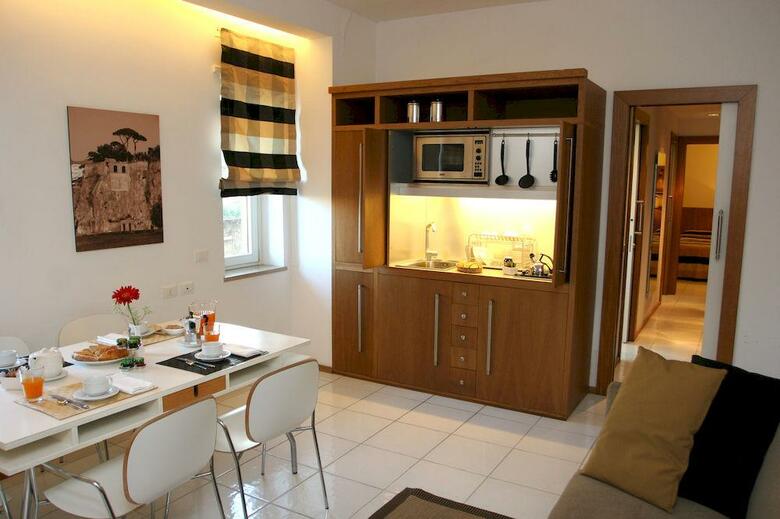 Hotel Rota Suites