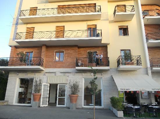 Hotel Rota Suites