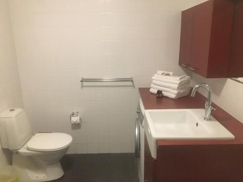Lennox Point Holiday Apartments