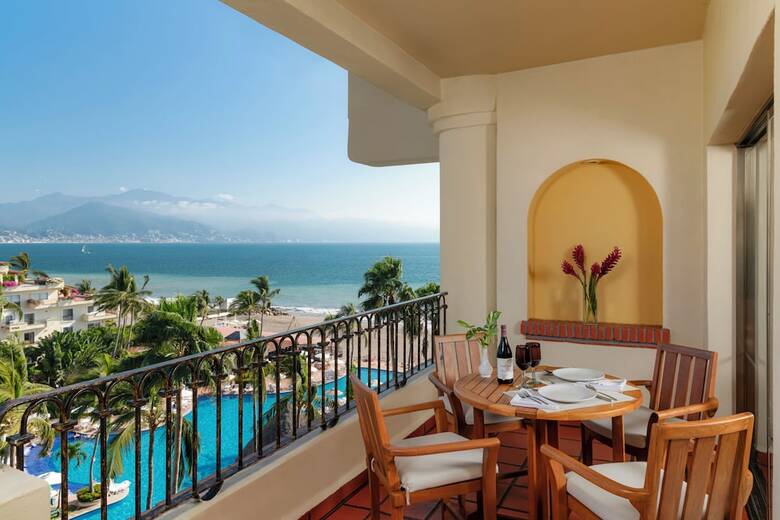 Hotel Velas Vallarta Suite Resort