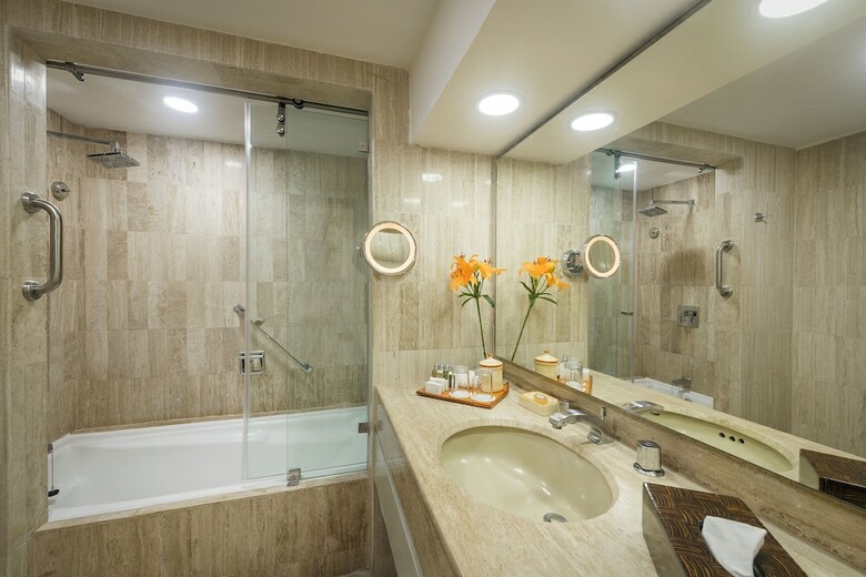 Hotel Velas Vallarta Suite Resort