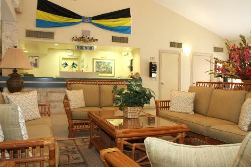 Hotel Castaways Resort And Suites