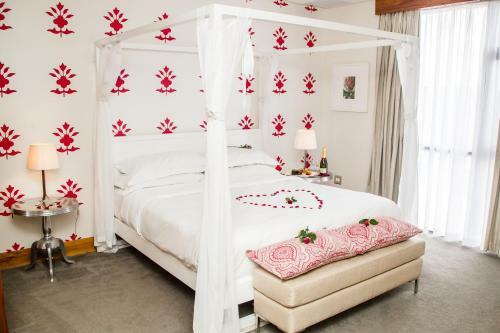 Three Cities The Square Boutique Hotel And Spa