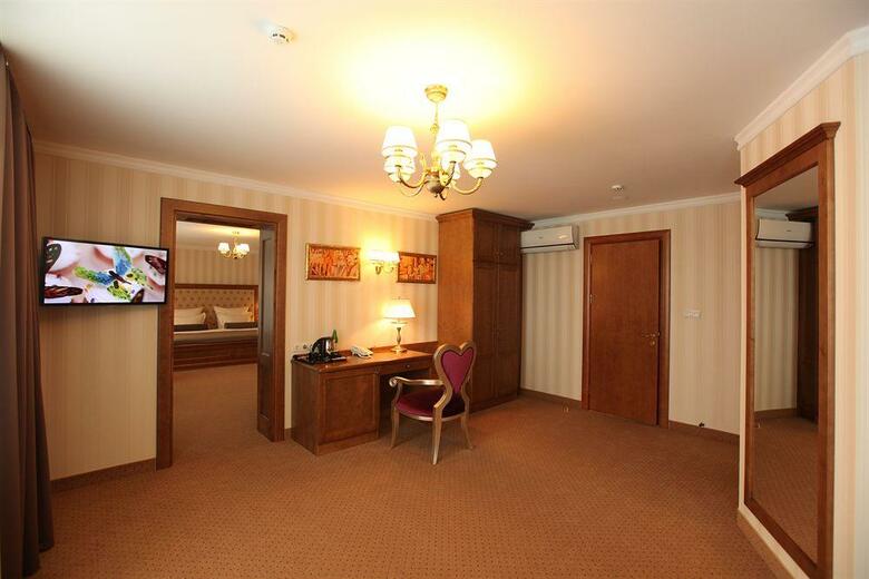 Hotel Nadia