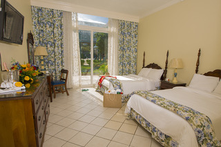 Hotel Breezes Resort & Spa, Bahamas