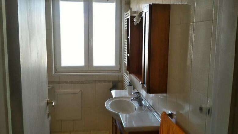 Hostal B&B Gelsimori