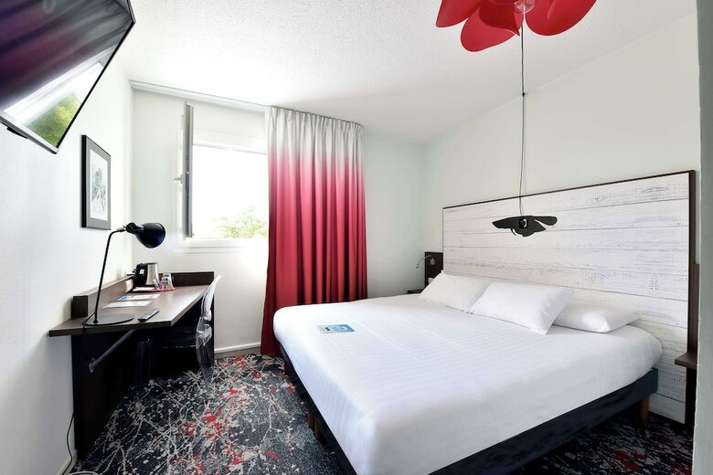Hotel H�tel Kyriad La Rochelle Centre Ville