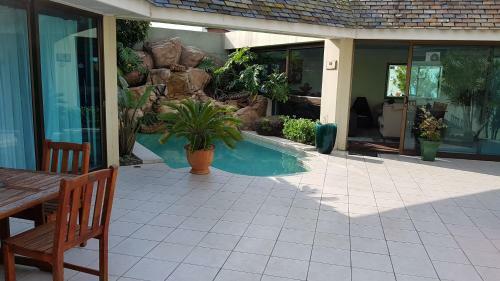 King's Tide Boutique Hotel