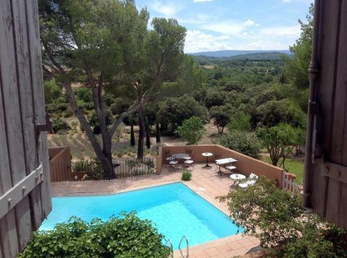 Hotel La Cl� Des Champs