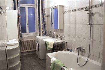 Checkvienna - Edelhof Apartments