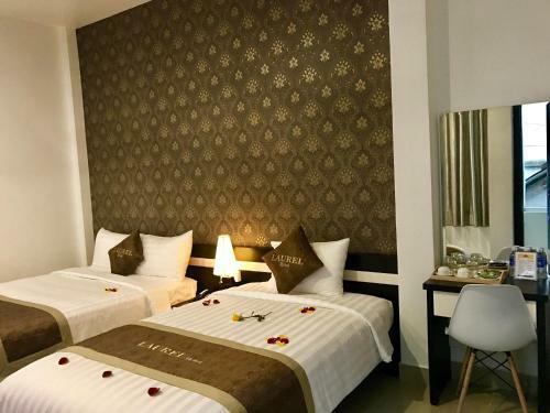 Liberty Hue Center Hotel