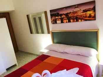 Hostal Roman Holidays Rooms Otranto