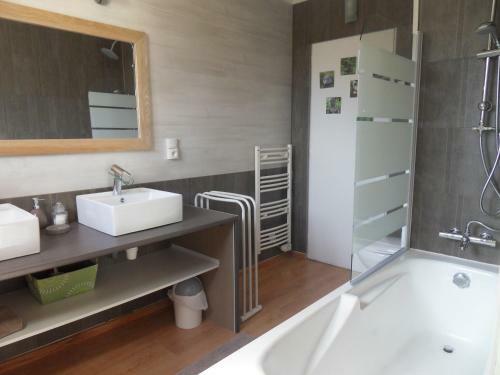 Hostal Chambres D'h�tes De La Grone