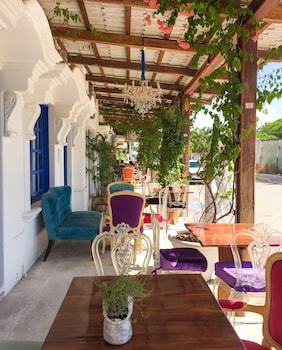 Toto Blue Hotel Boutique