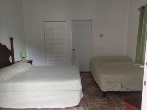 Hostal Polish Princess Guest House