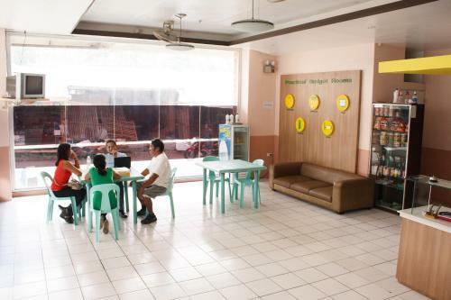 Gv Hotel - Sogod