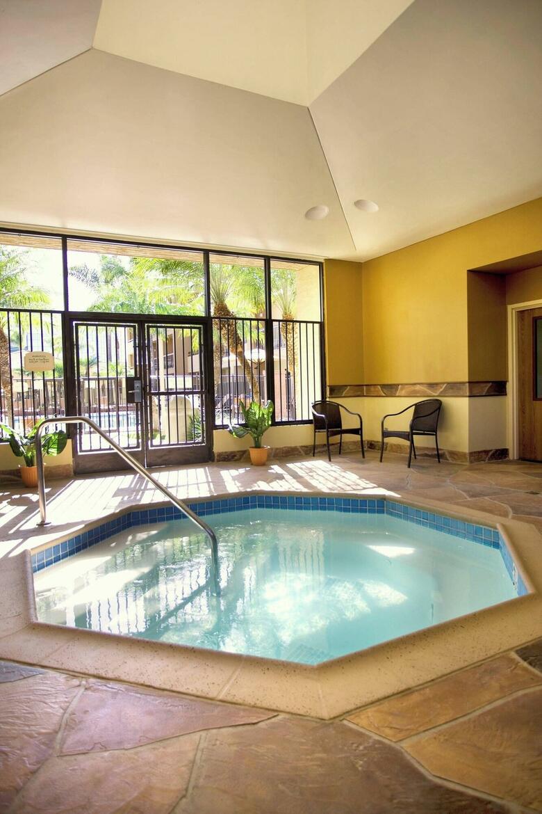 Hotel Courtyard By Marriott San Diego Sorrento Mesa