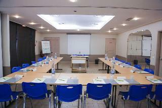 Hotel H�tel Campanile Antibes