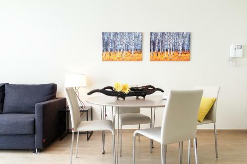 Feelathome Plaza Apartments