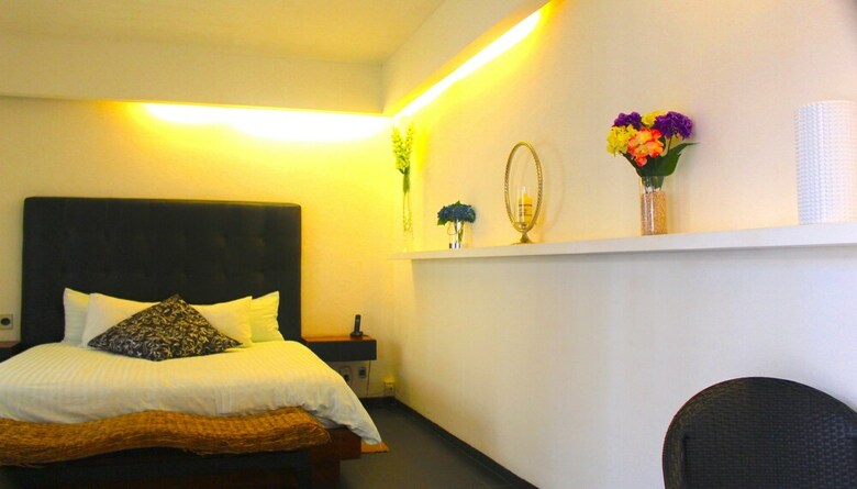 Hotel Isla Tajin Beach And River Resort