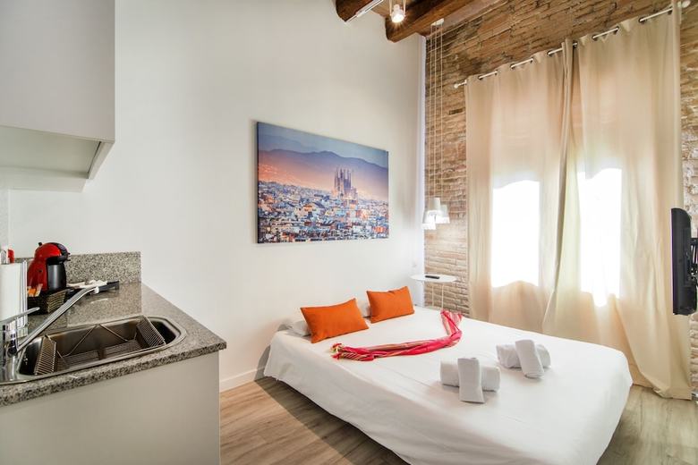 Apartamento Happy People Sagrada Familia Gaud�