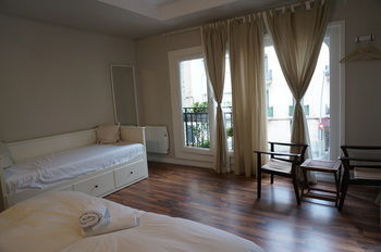 Albergue Camino Bed & Breakfast