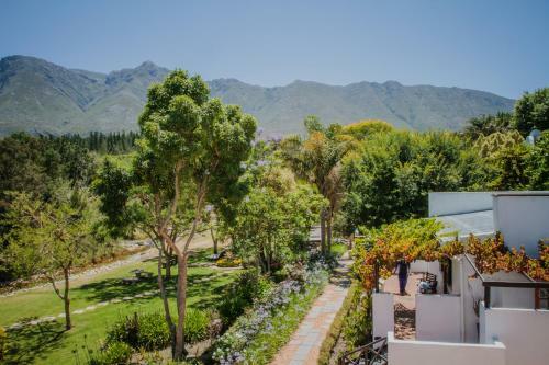 Hostal Aan De Oever Guesthouse