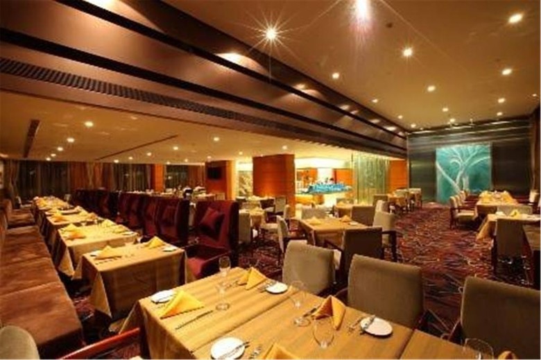 Hotel Howard Johnson Plaza Lingang Shanghai