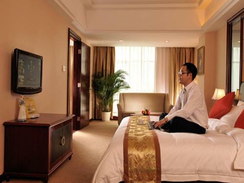 Vienna Hotel - Shenzhen Higher Education Mega Center