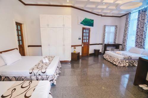 Hotel Villa Jhoana Resort