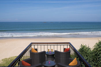 Hotel Avani Bentota Resort & Spa