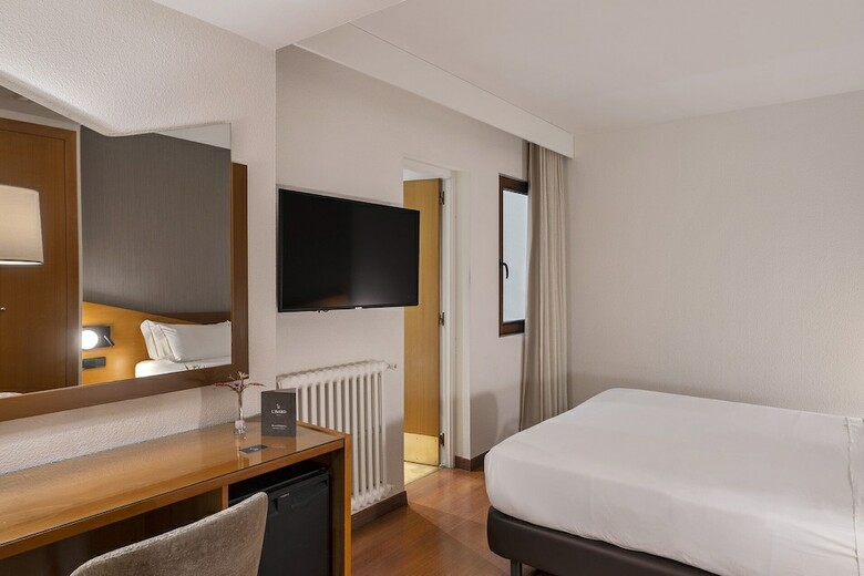 Hotel De L'isard