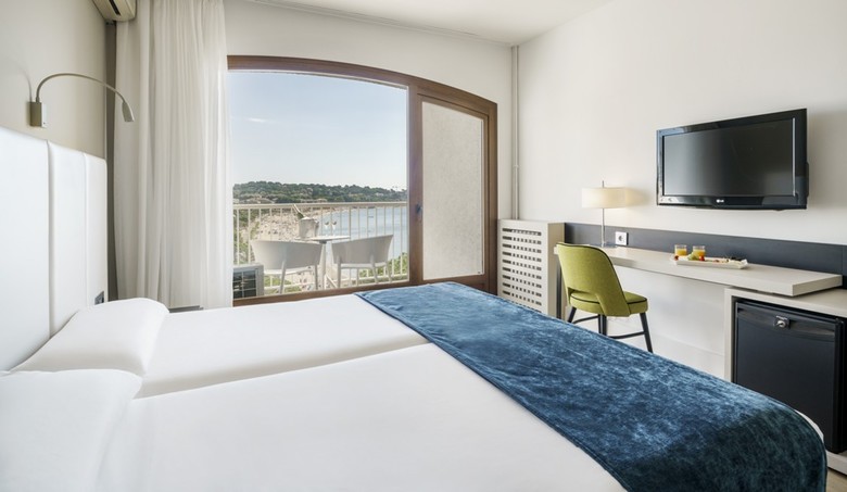 Hotel Ilunion Caleta Park