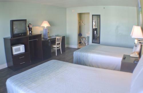 Boardwalk Beach Resort Hotel And Conference Center