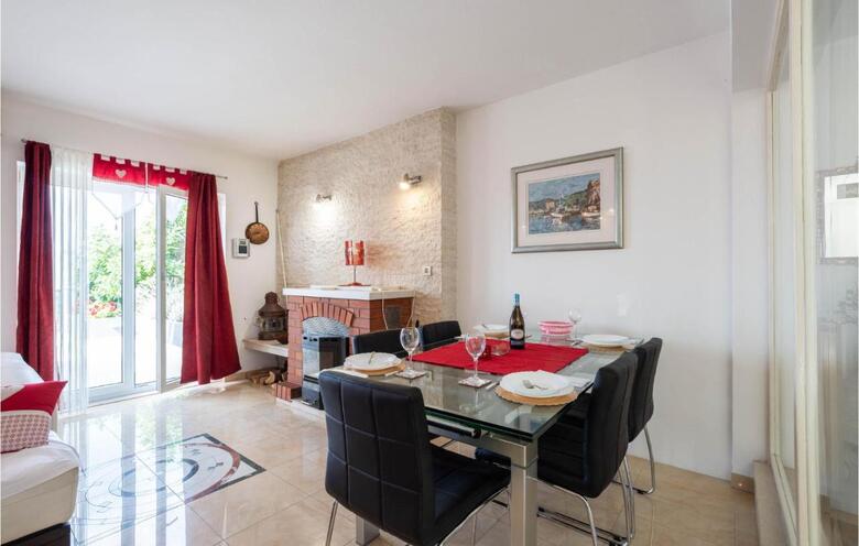 Holiday Home Podstrana With Sea View 360
