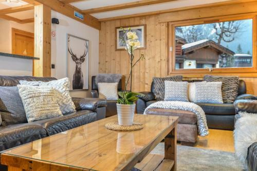 Yeti Lodge Chalets