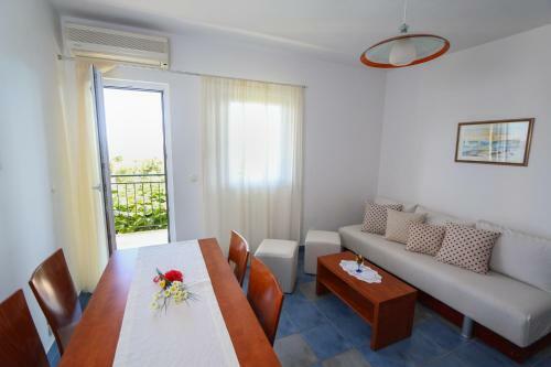 Angelina Apartments