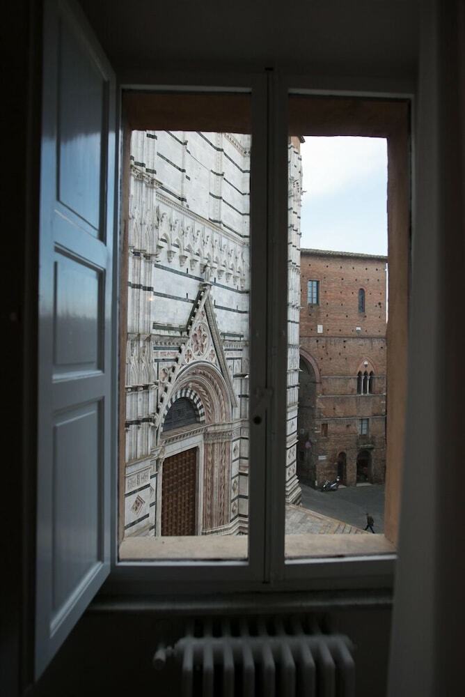Palazzo Del Magnifico B&B