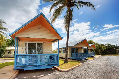 Rowes Bay Caravan Park