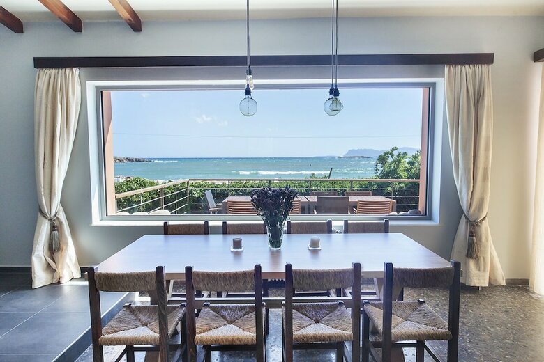 Villa The House By The Sea