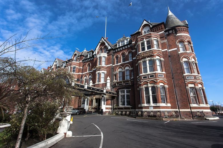 Prince Of Wales Hotel