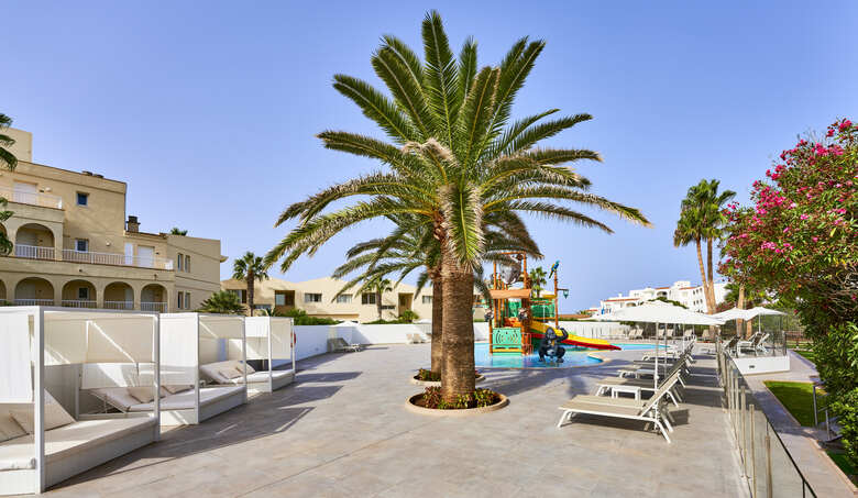 Hotel Globales Cala'n Bosch