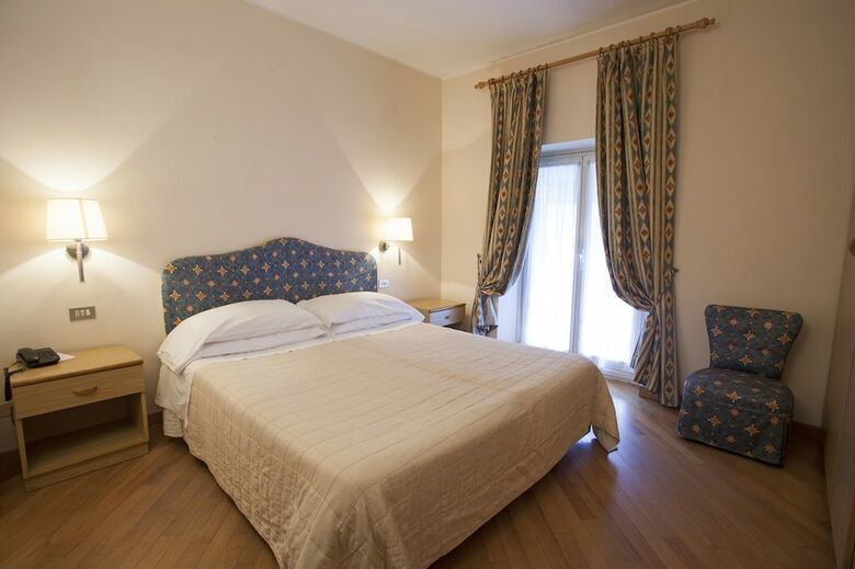 Hotel Dei Fiori - Spa E Ristorante