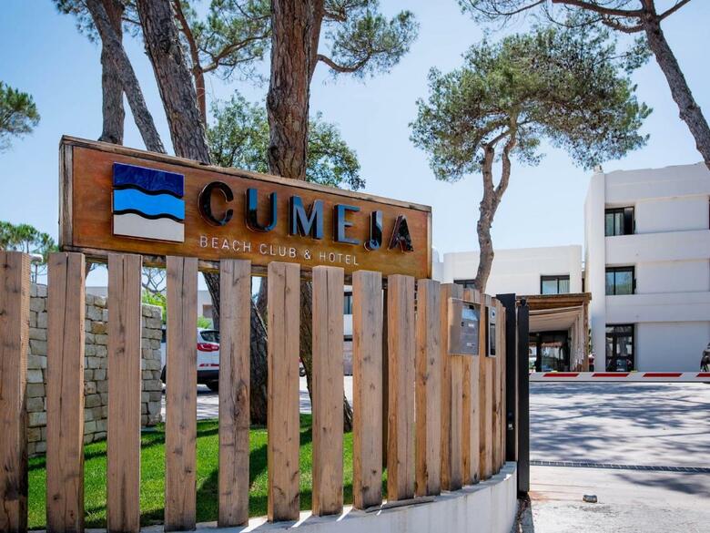 Aurhotel