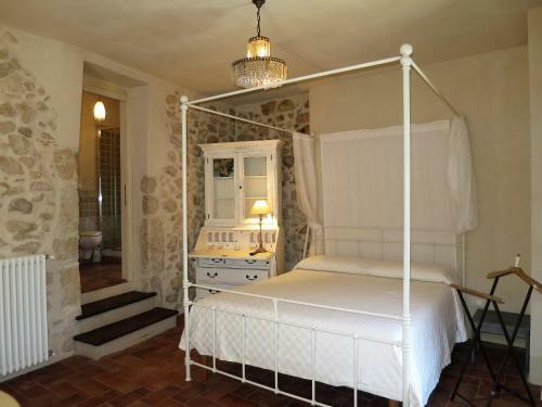 Agroturismo Milleunapietra Guest House