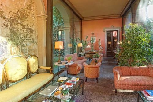 Hotel Locanda Dei Mai Intees