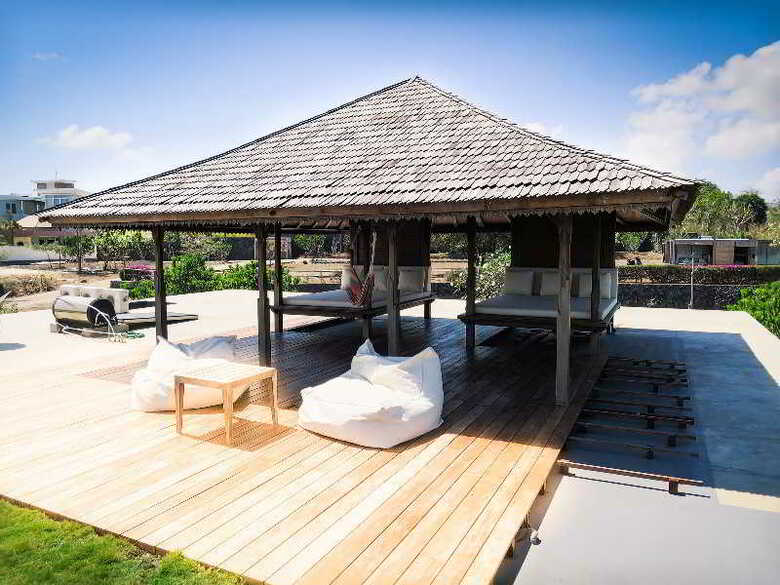 Jimbaran Balangan Beach Front Villa Nakar