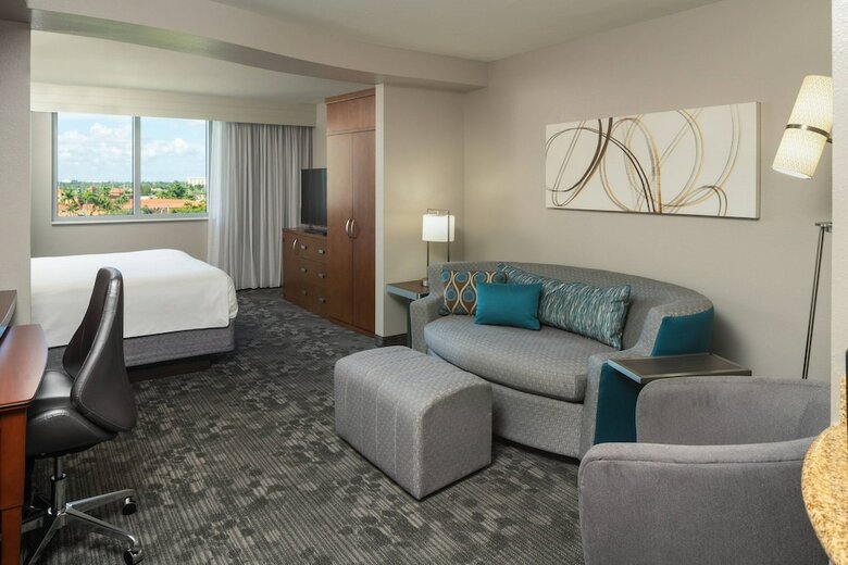Hotel Courtyard By Marriott Miami Airport South
