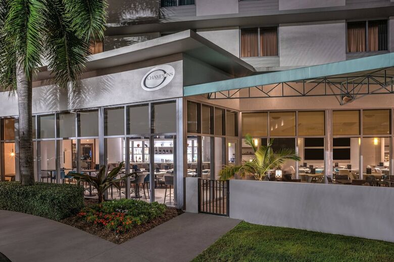 Hotel Courtyard By Marriott Miami Airport South